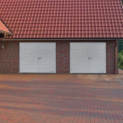 Porte de garage battante